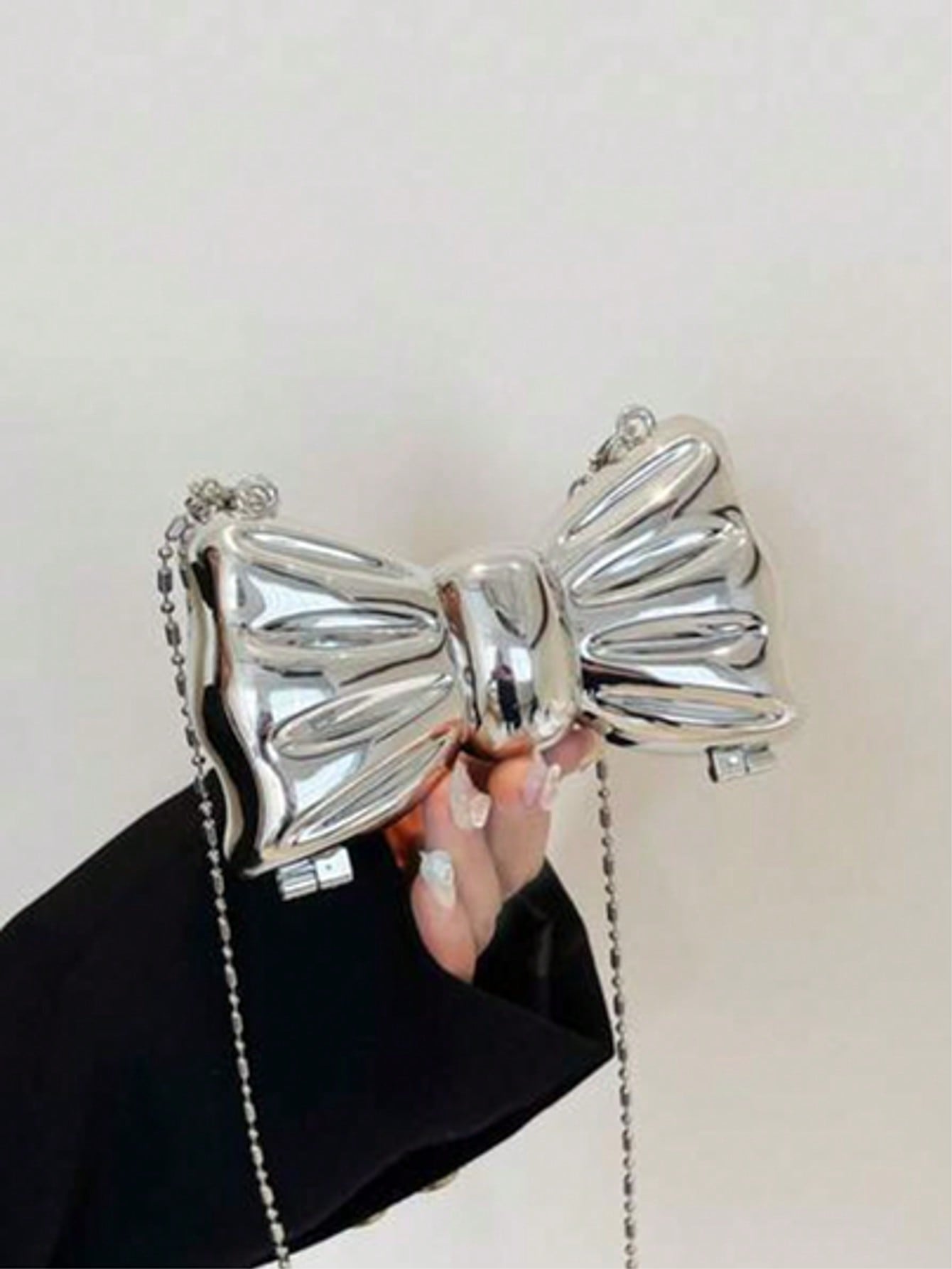 Pequeño bolso tipo clutch con  - Tie Clip Silver reseña y precio
