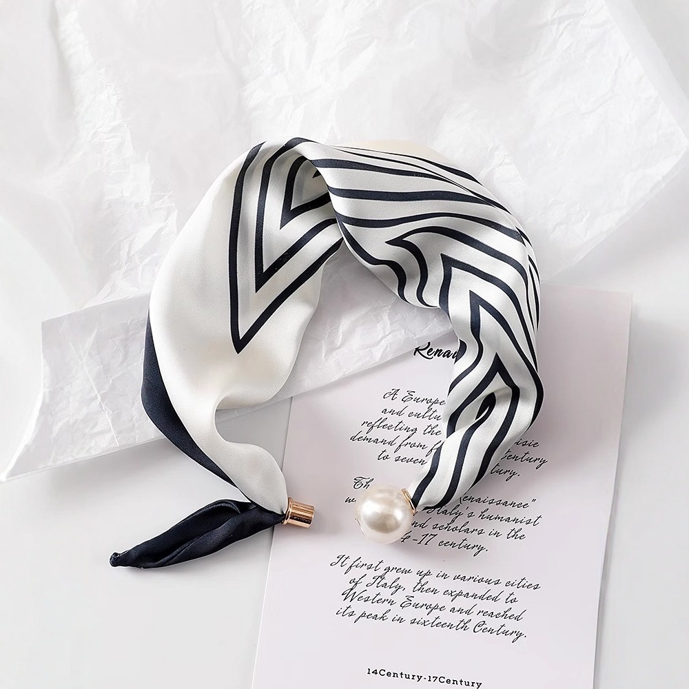 Pañuelo de Seda para Mujer con - Face Scarf Mask reseña y precio